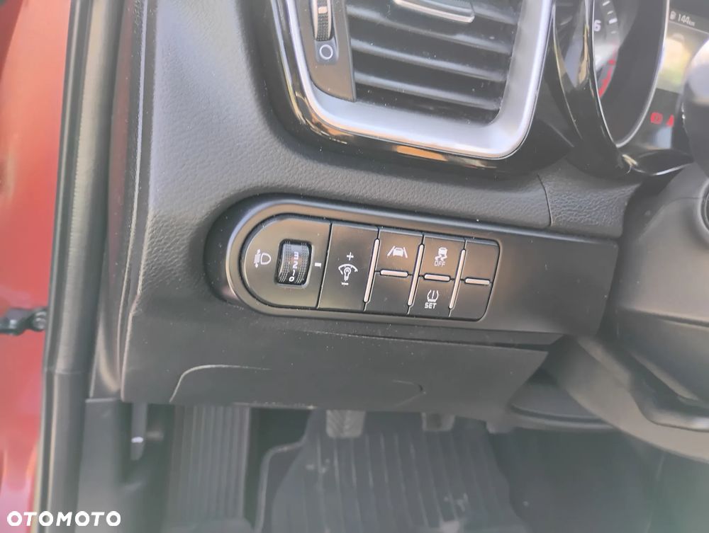 Kia Ceed 1.5 T-GDI OPF Ultimate Edition - 17