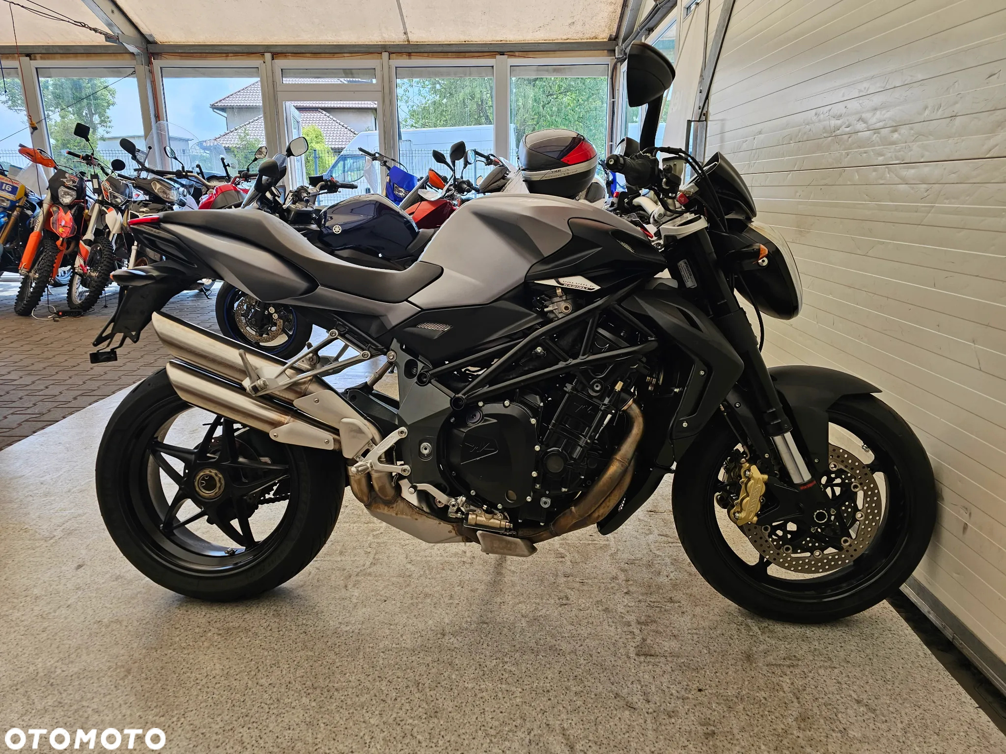 MV AGUSTA Brutale - 27