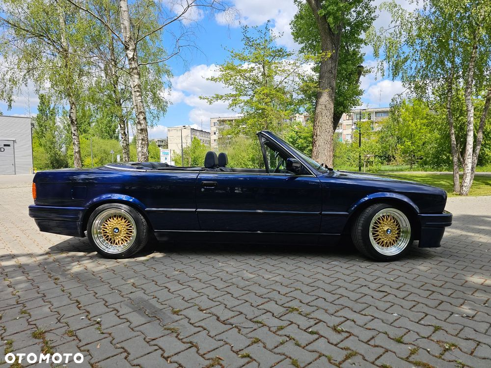 BMW Seria 3 320i - 3