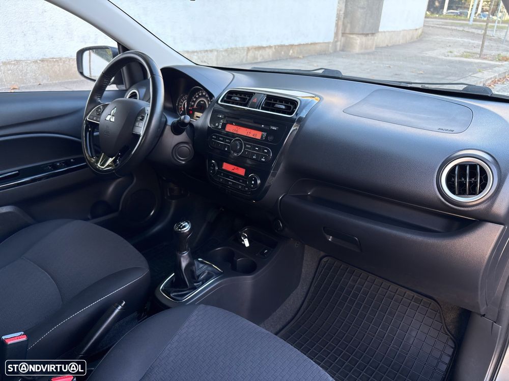 Mitsubishi Space Star 1.2 Intense Connect Edition - 10