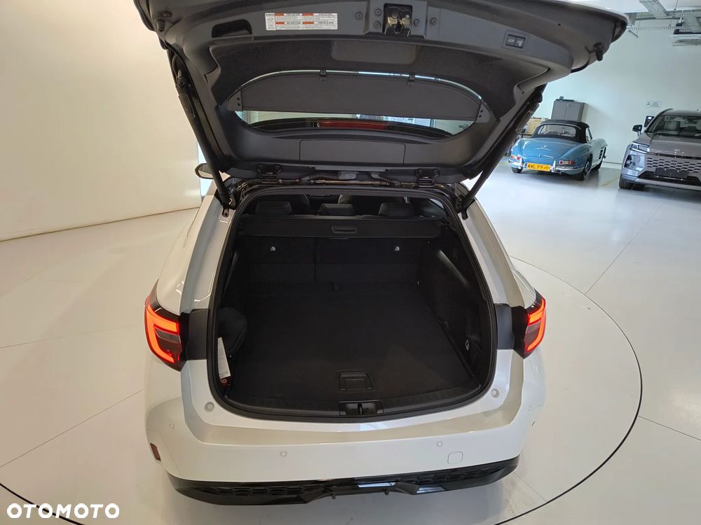 Toyota Corolla 1.8 Hybrid GR Sport - 13