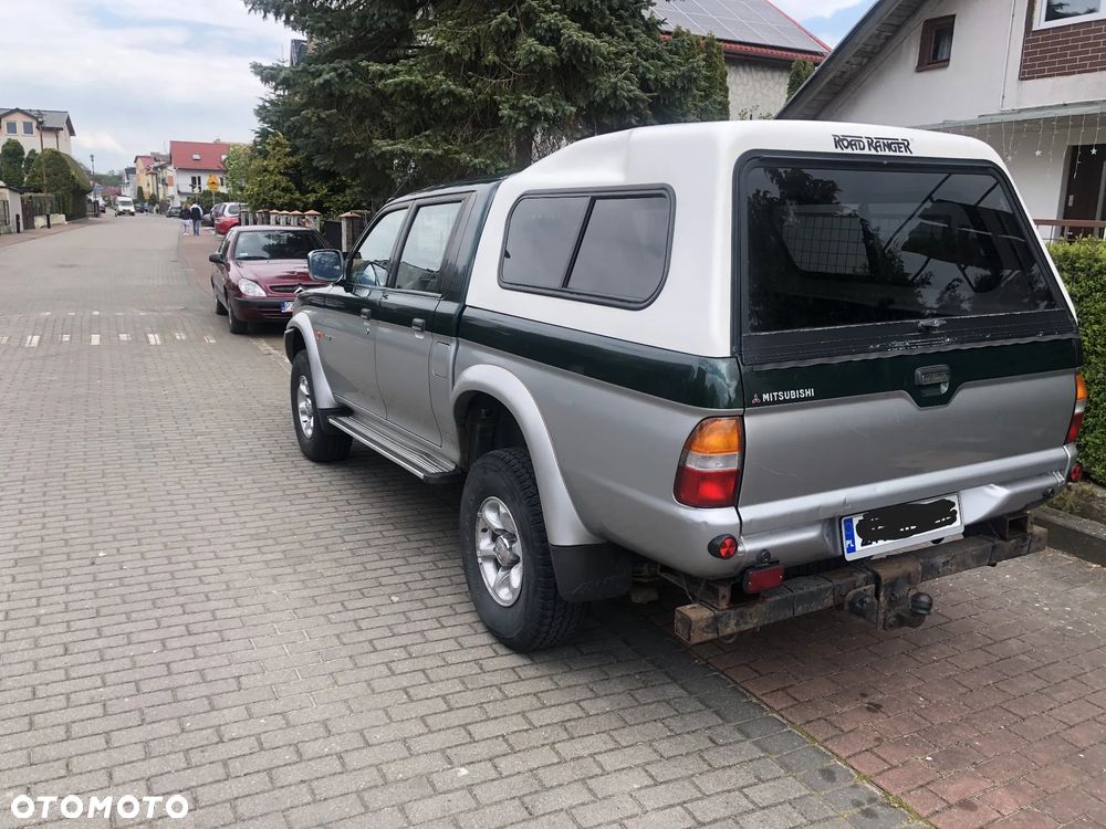 Mitsubishi L200 2.5 TDI GL 4WD DoubleCab - 12