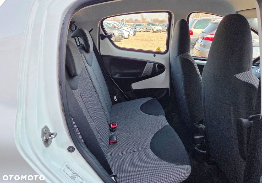 Toyota Aygo - 18