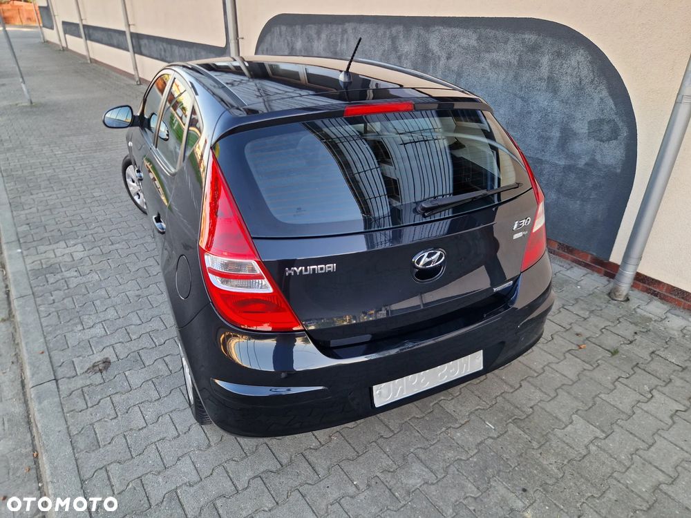 Hyundai i30 1.6 CRDi Comfort - 23