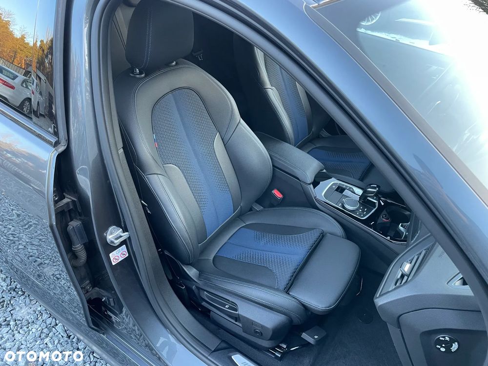 BMW Seria 1 120d xDrive Edition M Sport Shadow - 26