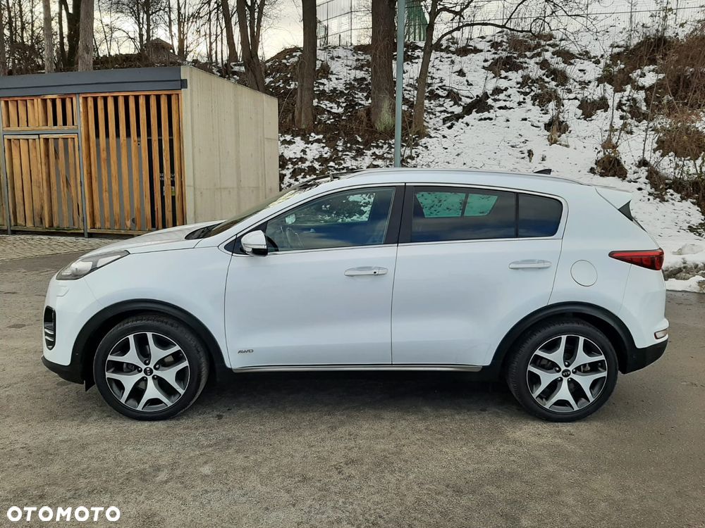 Kia Sportage 2,0 CRDI AWD GT Line - 4