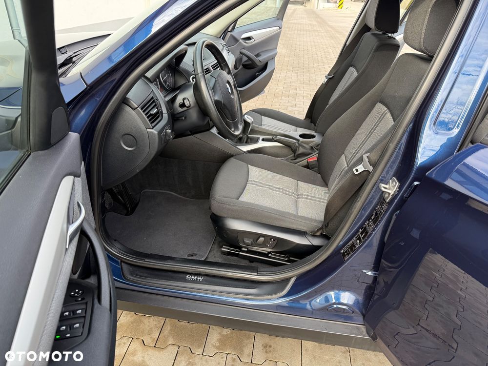 BMW X1 sDrive18i - 8