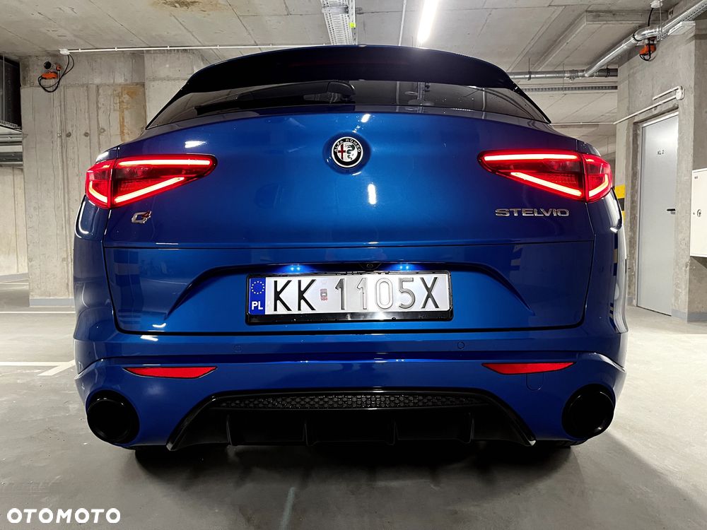 Alfa Romeo Stelvio - 5
