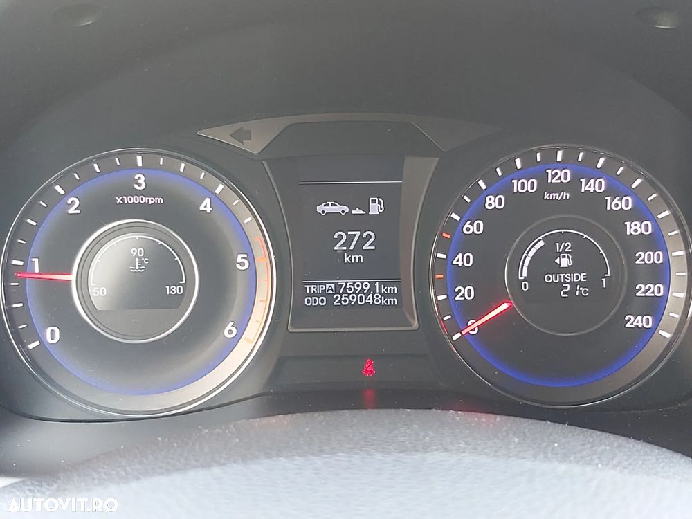 Hyundai i40 Kombi blue 1.6 CRDi Space - 5