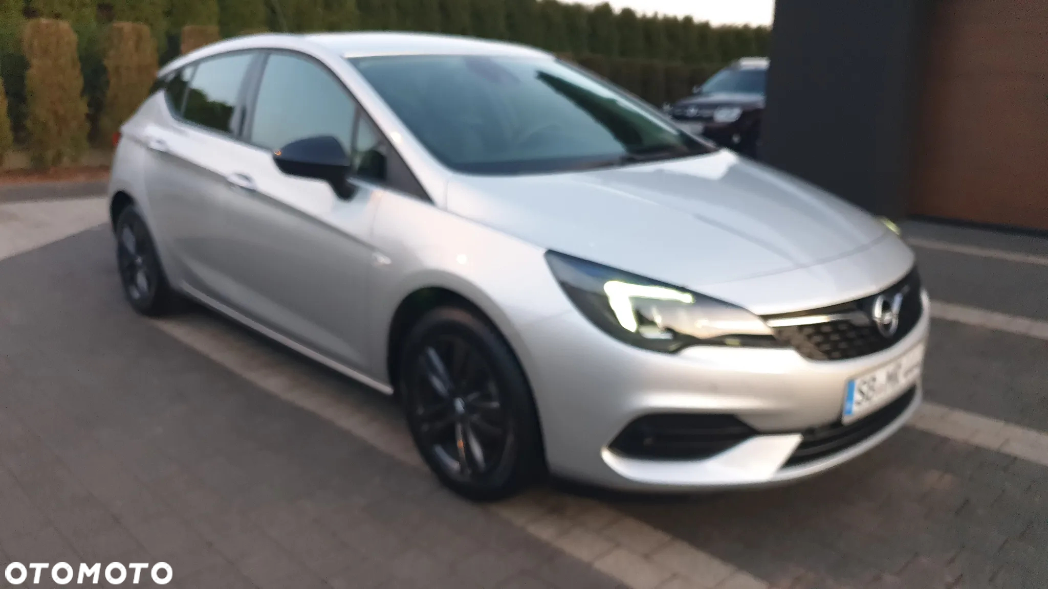 Opel Astra 1.2 Turbo Start/Stop Elegance - 3