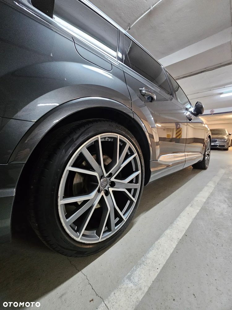 Audi SQ7 - 13