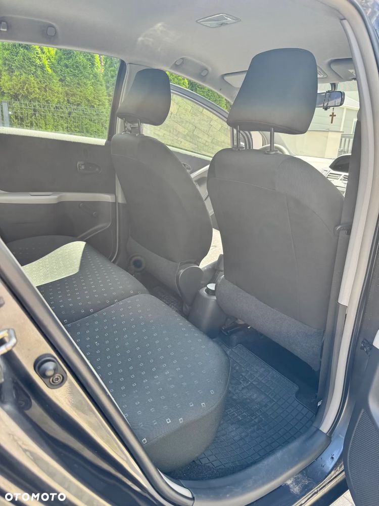 Toyota Yaris 1.3 Luna A/C - 14