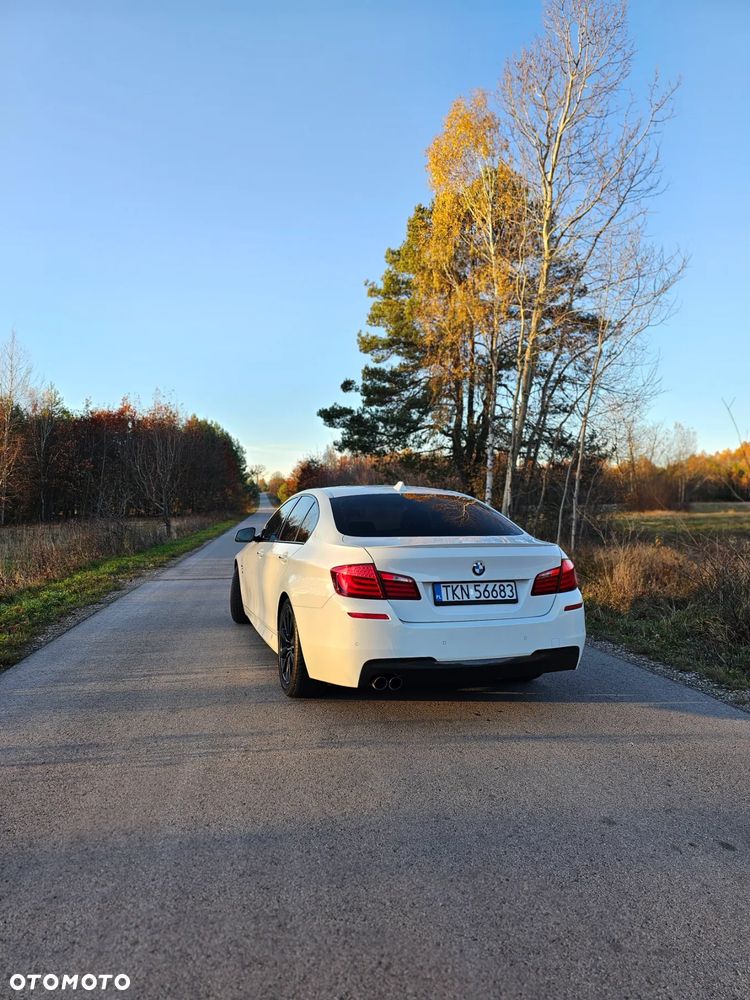 BMW Seria 5 530d xDrive - 5