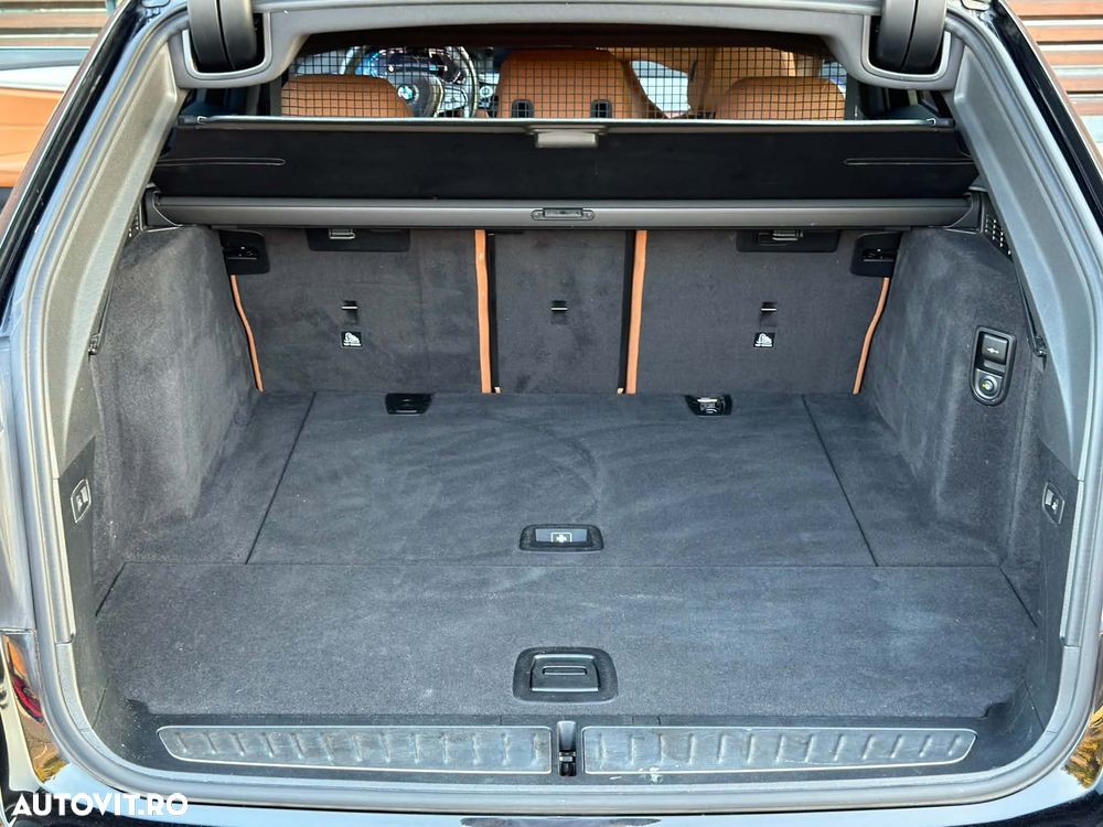 BMW Seria 5 520d Aut. Luxury Line - 39