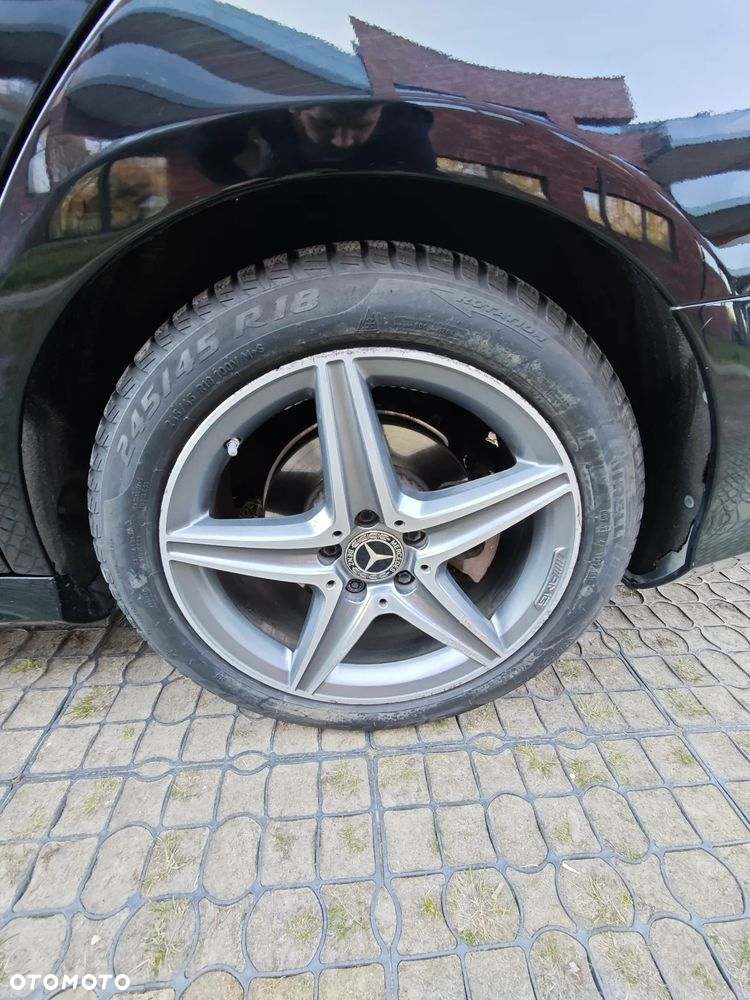 Mercedes-Benz Klasa E 300 9G-TRONIC Avantgarde - 22