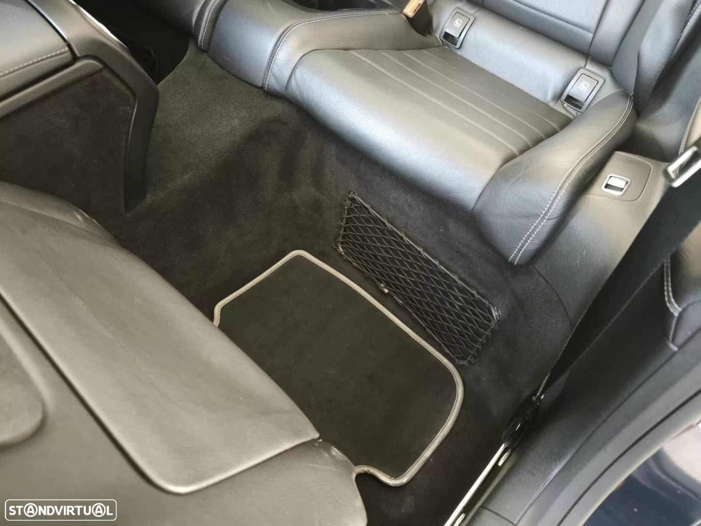 Mercedes-Benz E 220 d AMG Line - 35