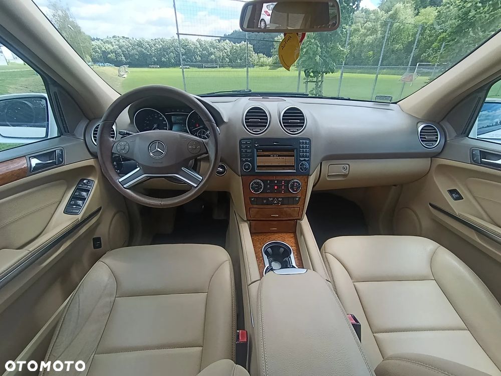 Mercedes-Benz ML 350 4Matic 7G-TRONIC - 21