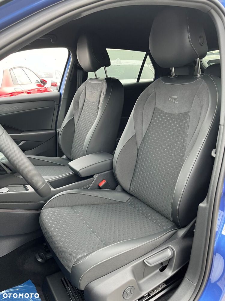 Volkswagen T-Roc 1.5 eTSI R-Line DSG - 9