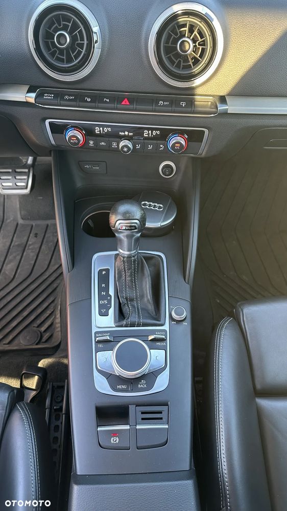 Audi A3 Sportback 2.0 TDI (clean diesel) quattro S tronic S line Sportpaket - 14