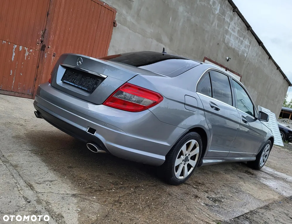 Mercedes-Benz Klasa C 300 7G-TRONIC - 5