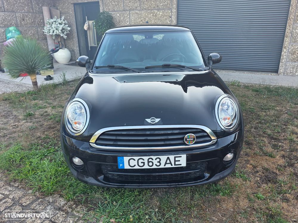 MINI 3 Portas Cooper D - 11