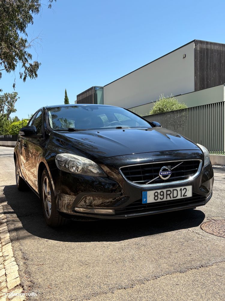 Volvo V40 2.0 D2 Kinetic - 1