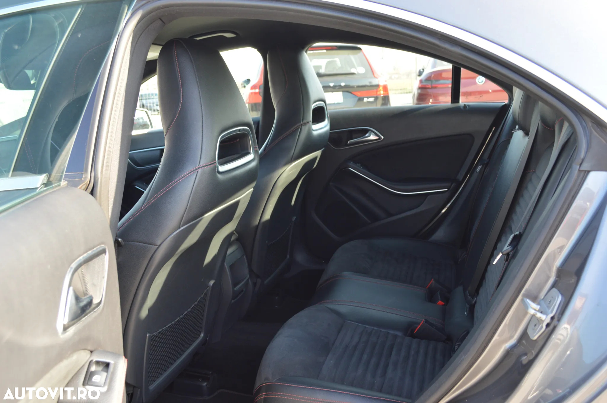 Mercedes-Benz CLA 250 7G-DCT AMG Line - 15