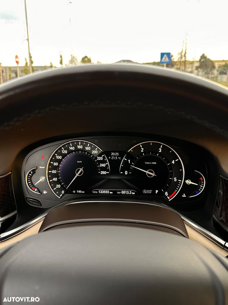 BMW Seria 7 730d xDrive - 10