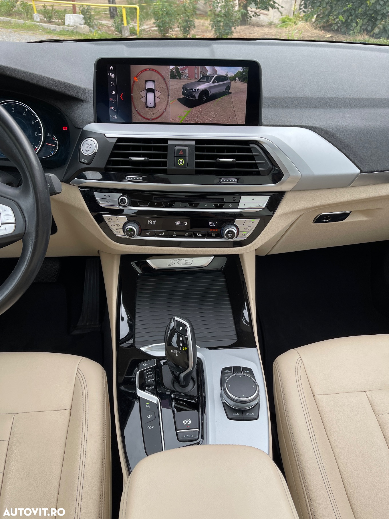 BMW X3 xDrive20i AT Advantage - 20