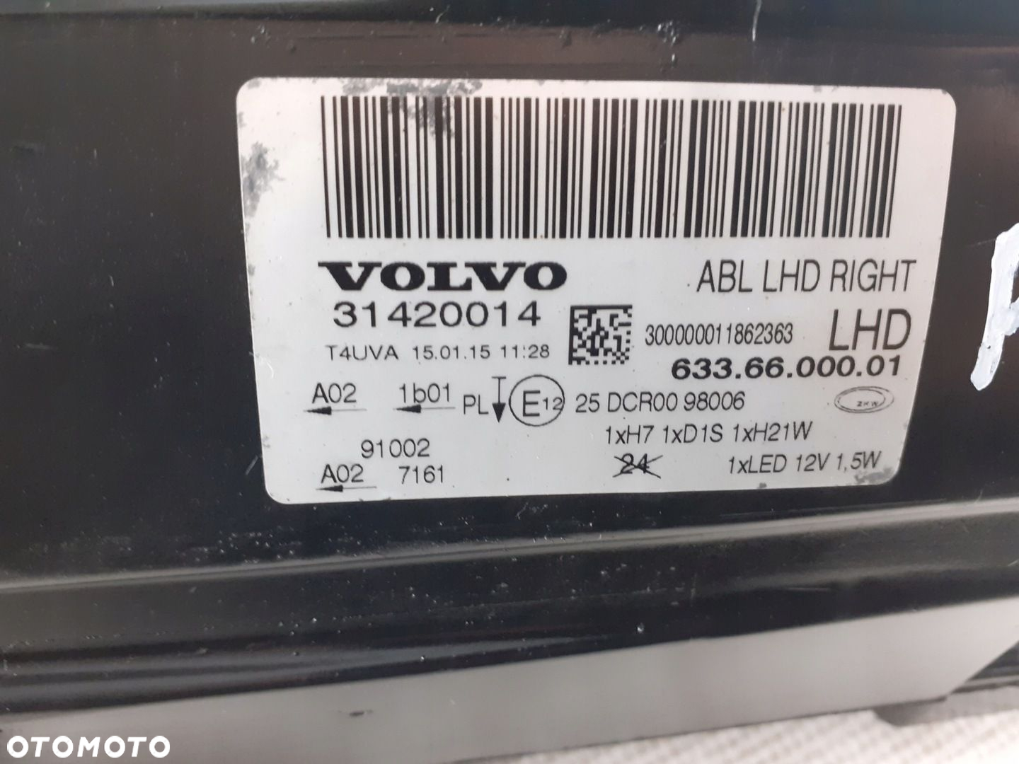 Lampa prawa przód Volvo XC70 V70 S80 ksenon 2007-16 - 9