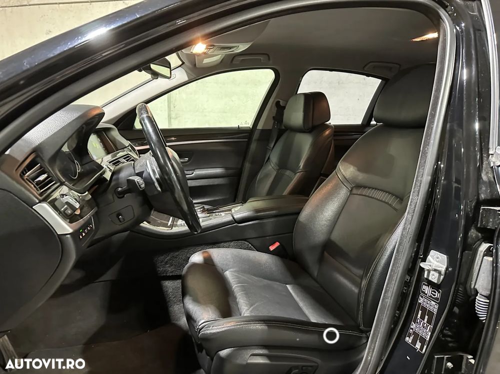 BMW Seria 5 528i Sport-Aut. Luxury Line - 21