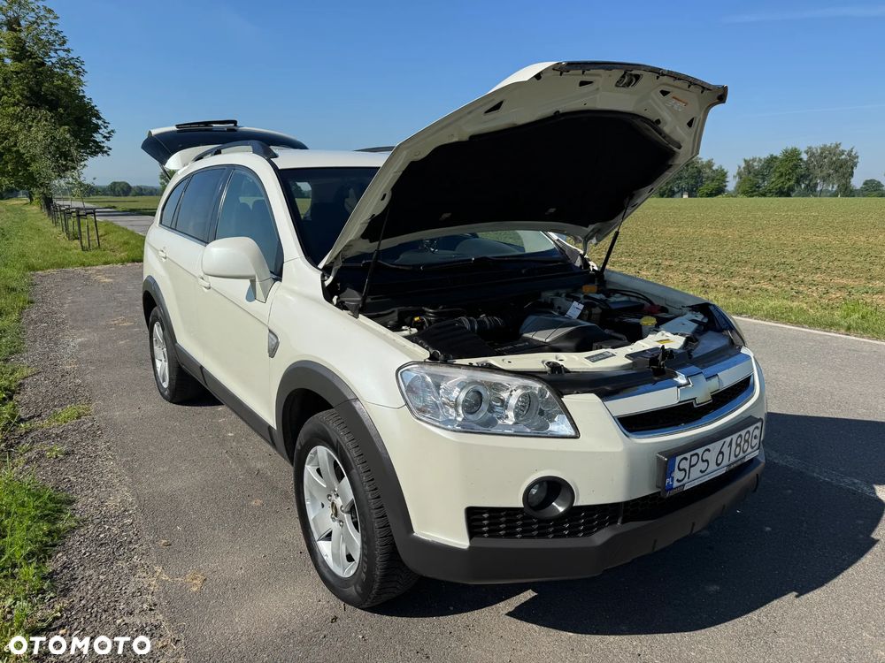 Chevrolet Captiva - 22