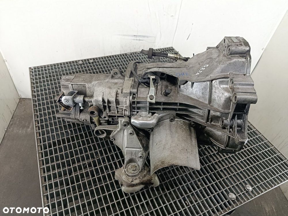 SKRZYNIA BIEGÓW MANUALNA 5 VW PASSAT B5 DHZ 1.8 20V - 3