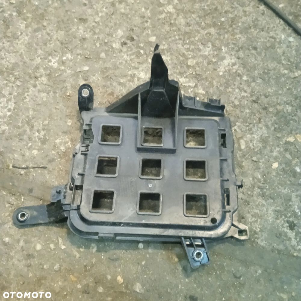 Mocowanie komputera 8W0907648A - 2