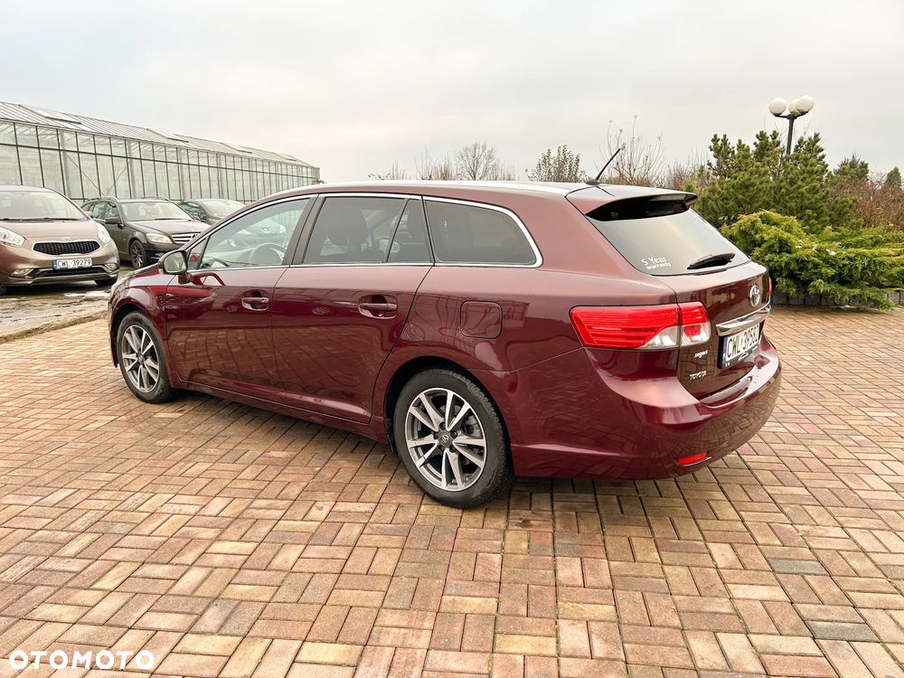 Toyota Avensis 1.8 Sol NAVI - 20