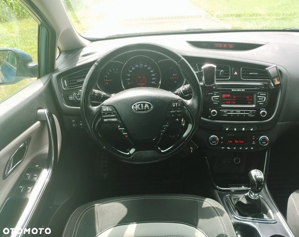 Kia Ceed 1.6 CRDi Business Line - 9