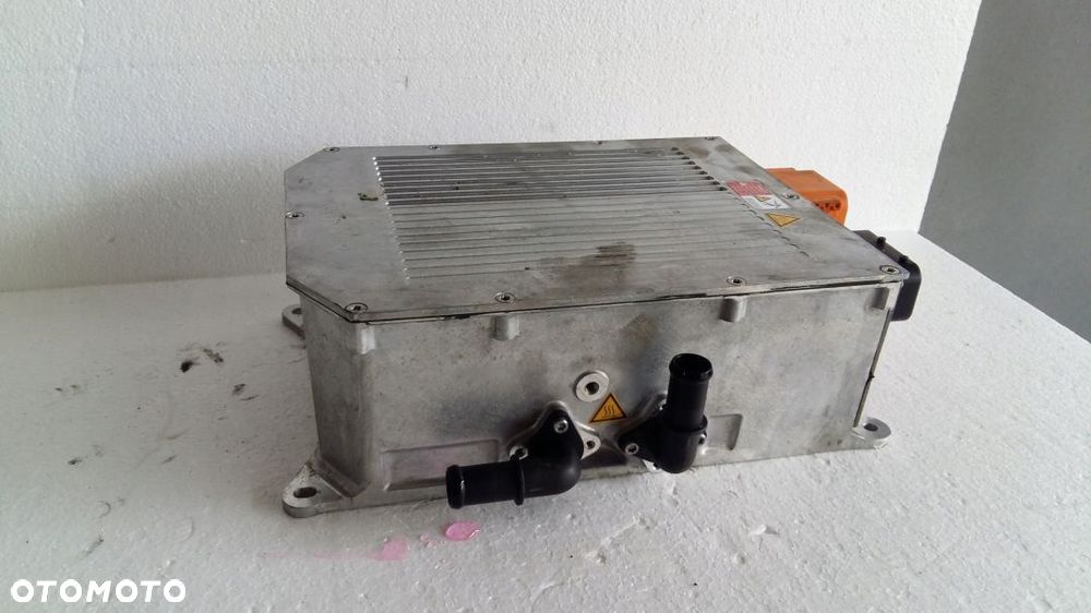 MODUŁ BATERII AUDI VOLKSWAGEN 5QE915681S 5QE915685G - 1