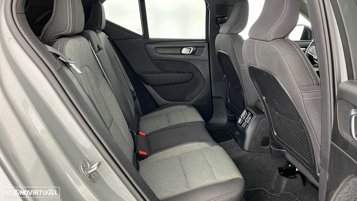 Volvo XC 40 - 11