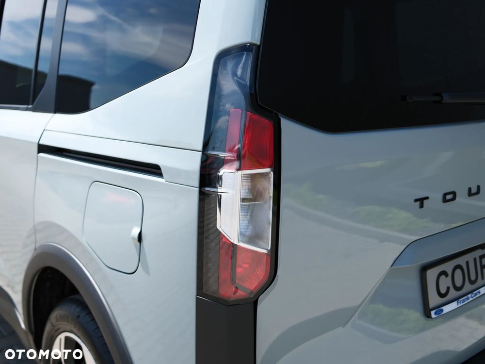 Ford Tourneo Courier 1.0 EcoBoost Active - 11