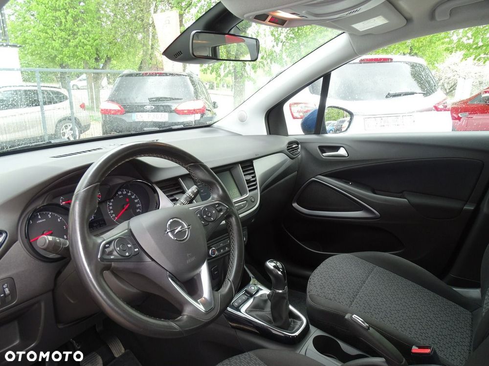 Opel Crossland X - 13