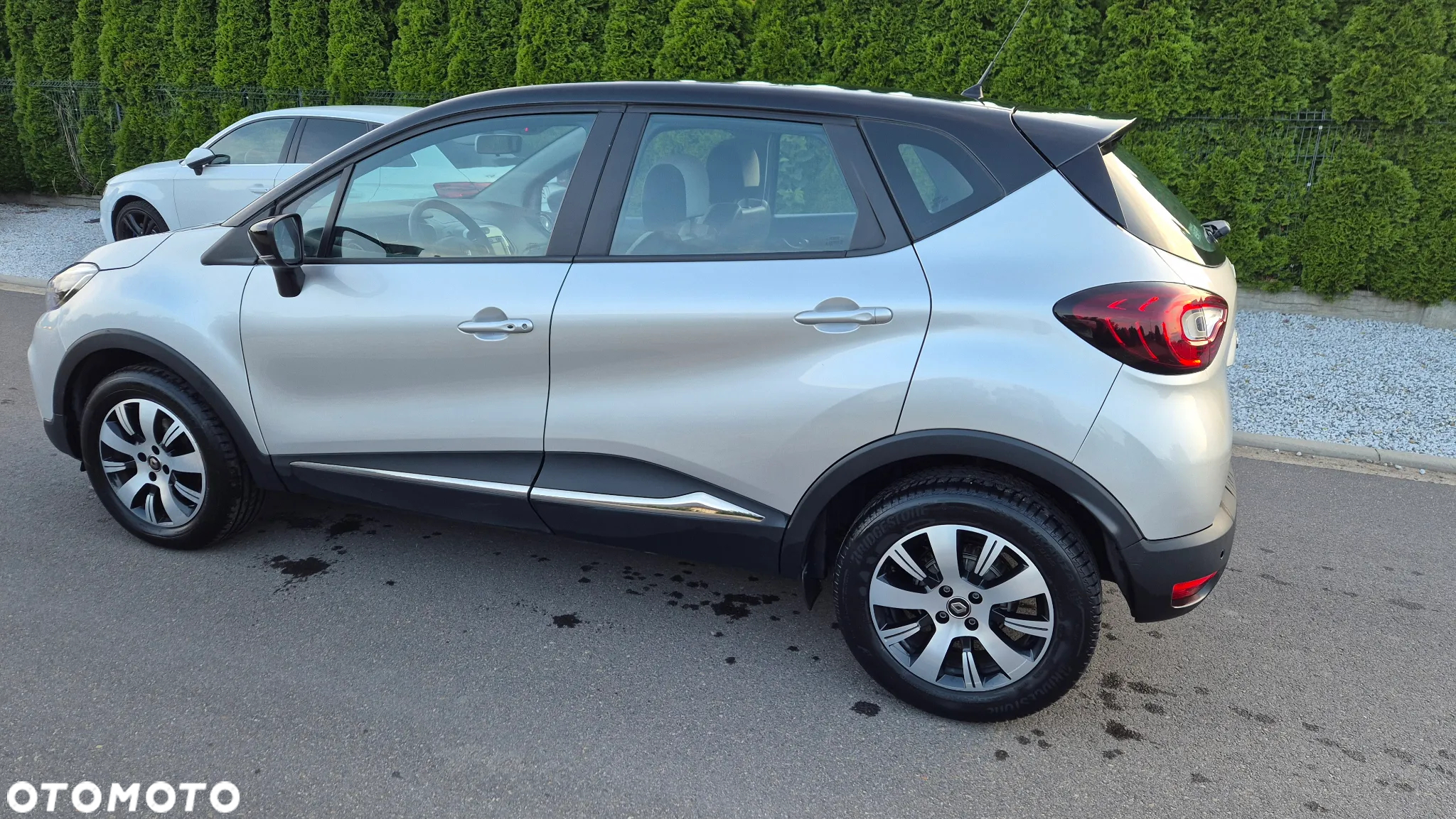 Renault Captur - 4