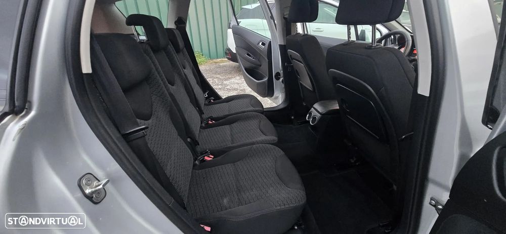 Peugeot 308 SW 1.6 HDi Premium CVM6 - 24