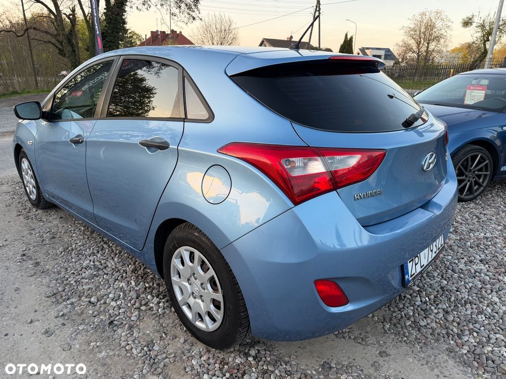 Hyundai i30 1.4 Classic + - 7