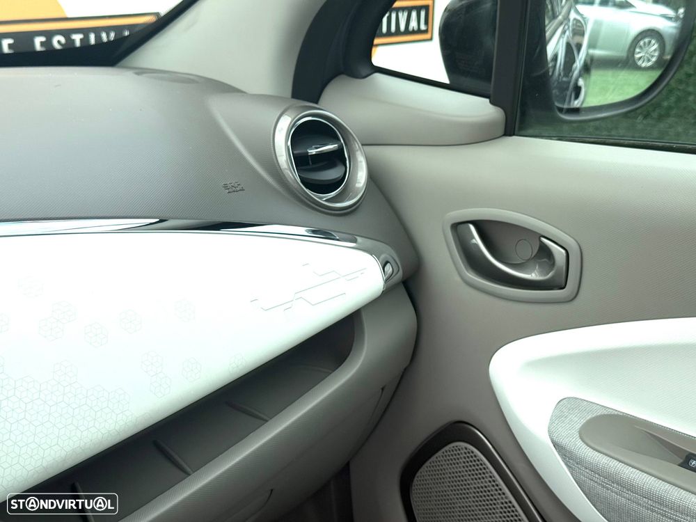 Renault Zoe (c/ Bateria) 41 kwh Intens - 19