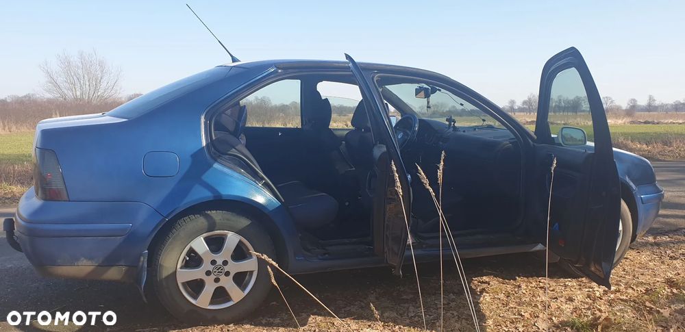 Volkswagen Bora 1.9 TDI - 13