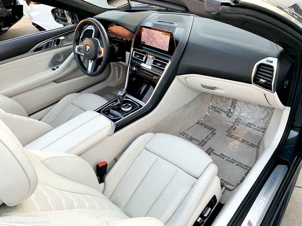 BMW M850i xDrive - 33