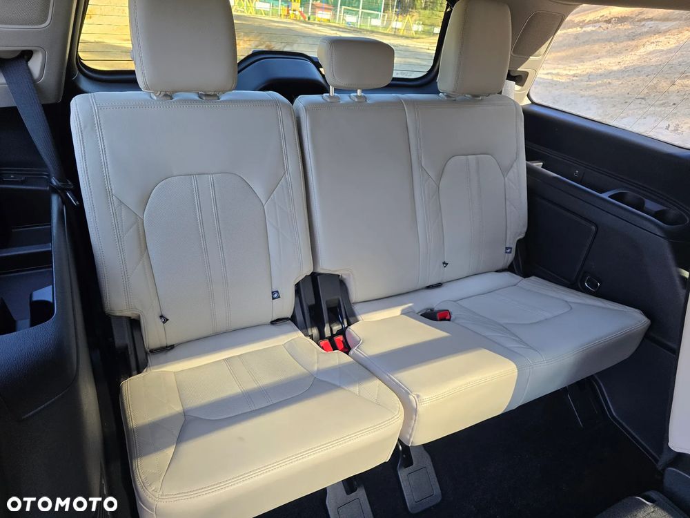 Ford Expedition - 12