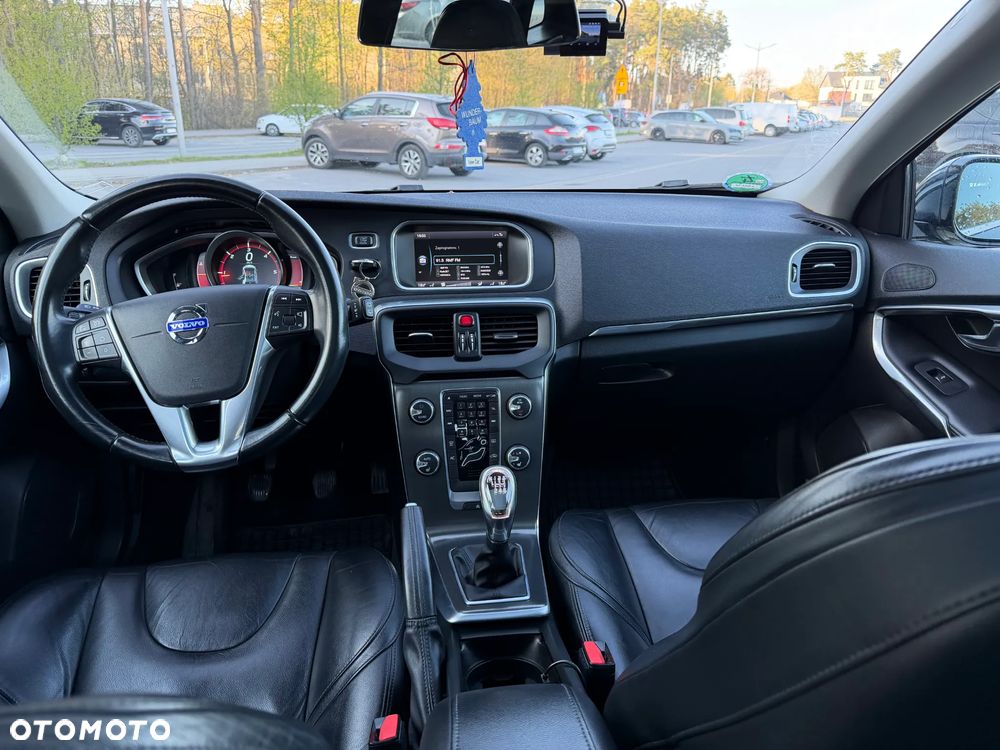 Volvo V40 D2 Summum - 20