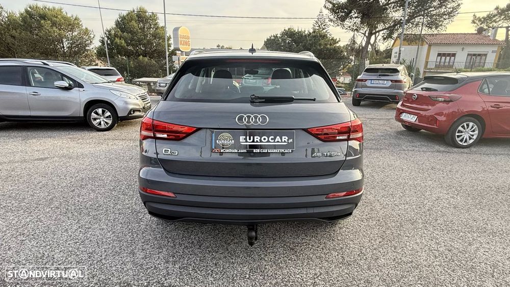 Audi Q3 45 TFSIe S tronic - 13