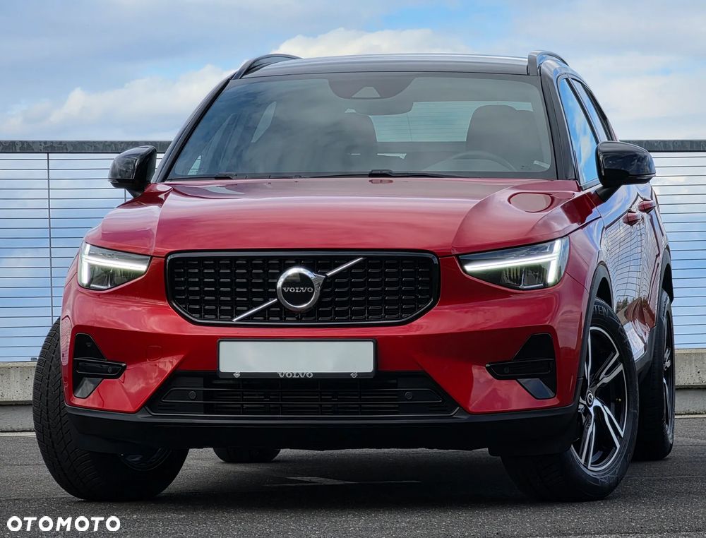 Volvo XC 40 T3 R-Design - 13